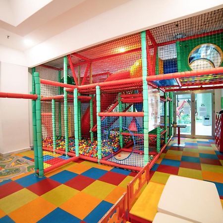 Holiday World Resort Benalmadena Ngoại thất bức ảnh