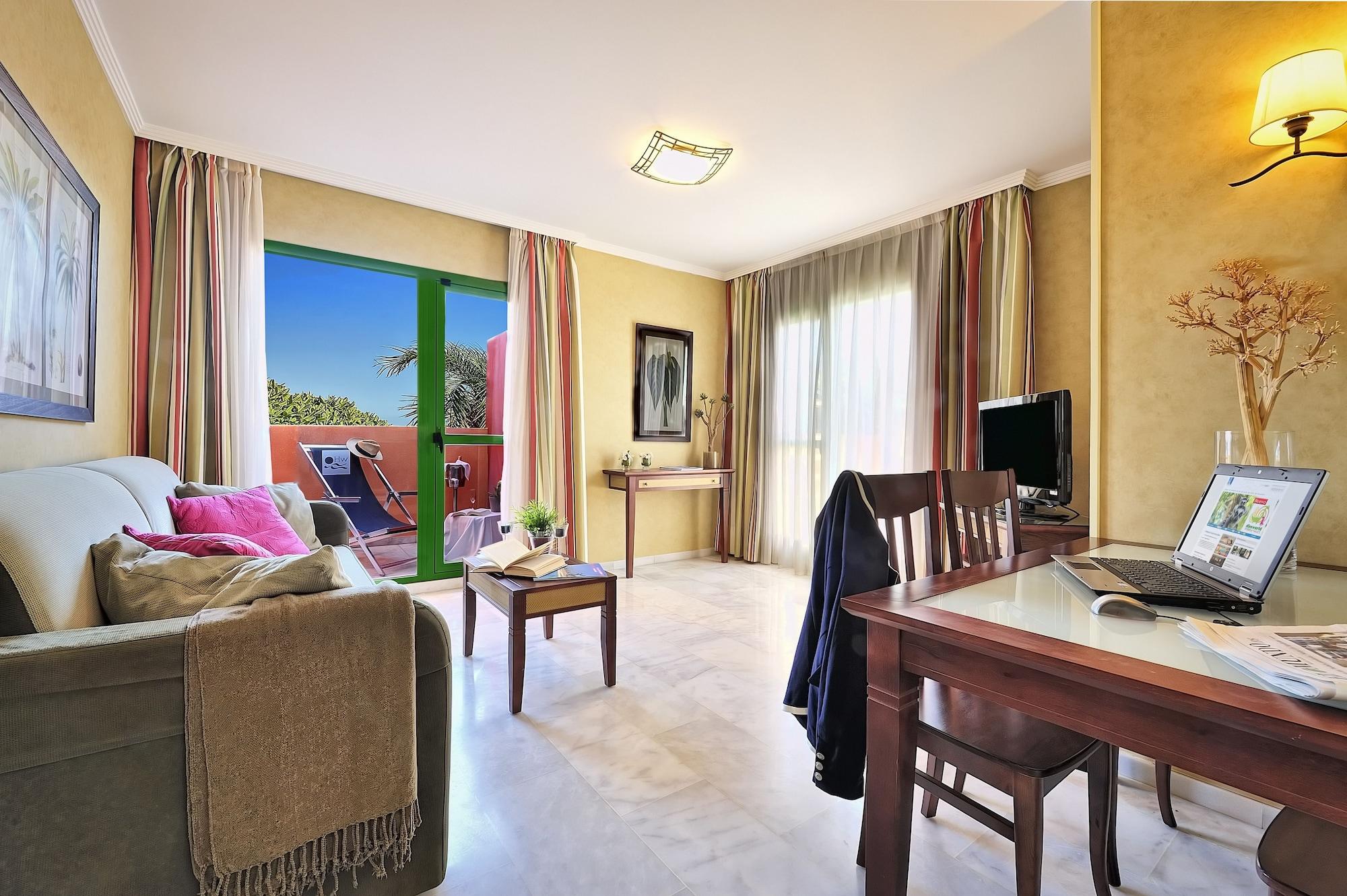 Holiday World Resort Benalmadena Ngoại thất bức ảnh